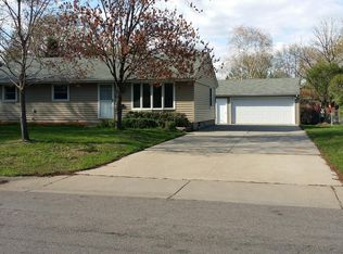 5916 71st Ave N, Brooklyn Park, MN 55429