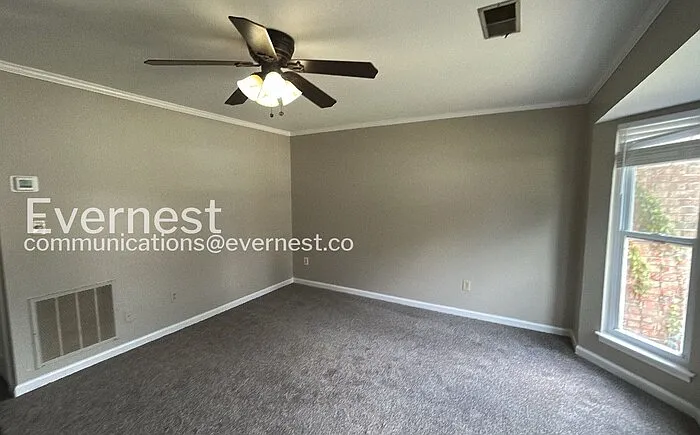 2445 Hampstead Dr — Photo 5
