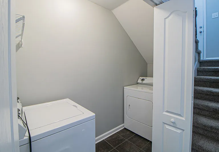 1718A Thistlewood Dr — Photo 13