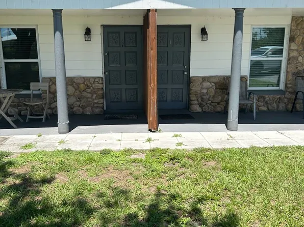 916 Lake Josephine Dr #1, Sebring, FL 33875