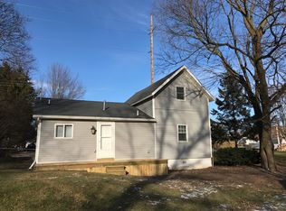 215 Fulton St, Metamora, OH 43540