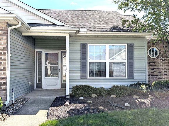 3rd image of 139 Richmond Ct #46
