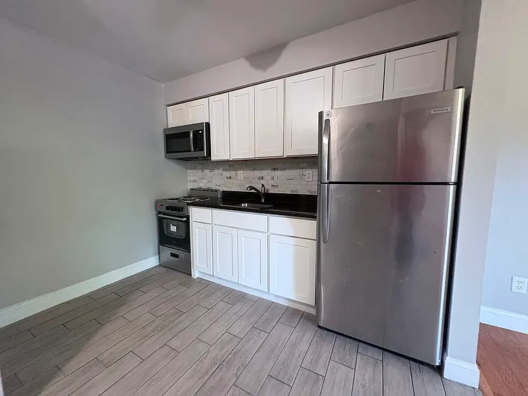 156 Bull Hill Ln #BB2 — Photo 2