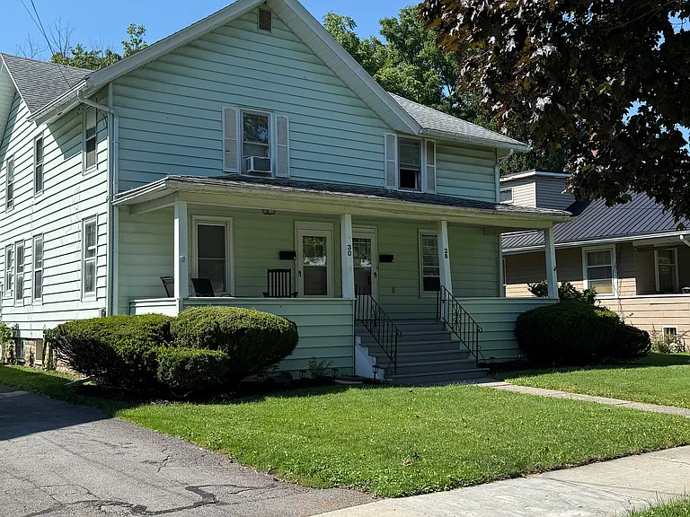 28 Brooklyn Ave — Photo 23