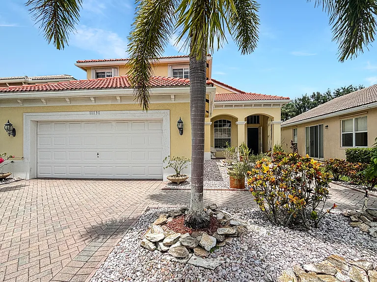 11131 Laurel Walk Rd — Photo 3