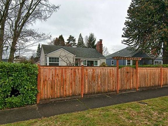 Exterior with fence
