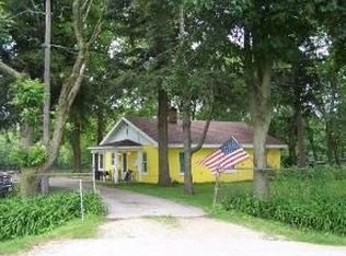 2253 S Sandbar Rd, Kankakee, IL 60901