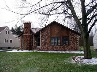 161 Doyle Dr, North Tonawanda, NY 14120