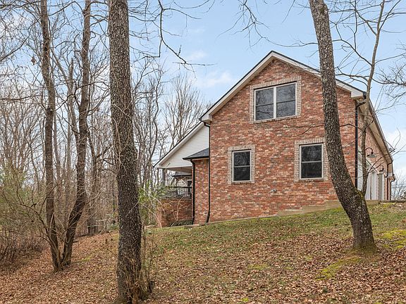 56th image of 442 Lakeview Cir