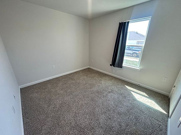 3rd image of 5128 Sienna Dr