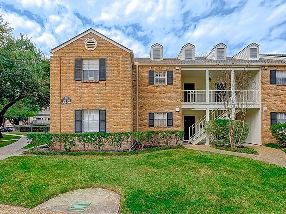 2nd image of 12998 Trail Hollow Dr #2988