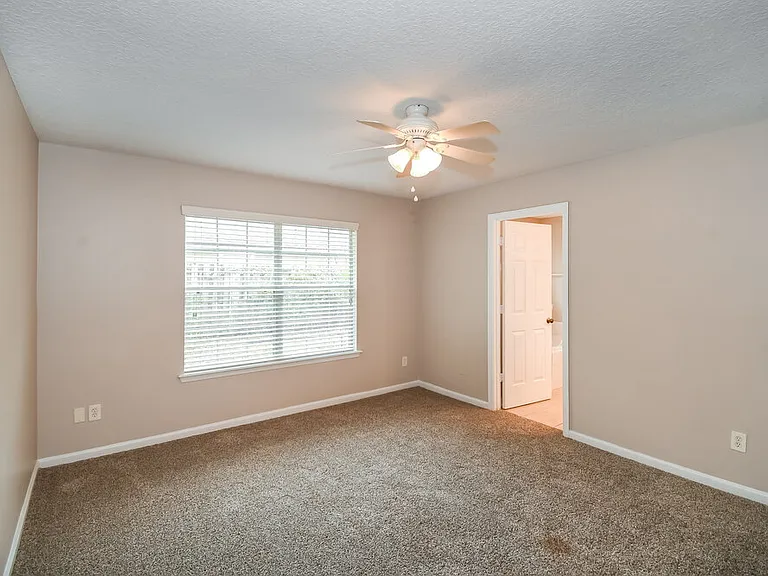 4123 Pebble Brooke Cir — Photo 10