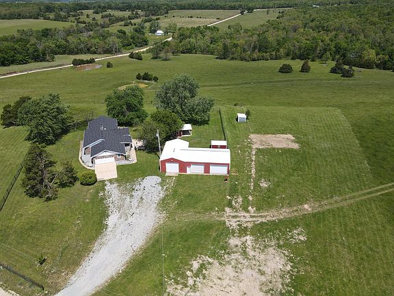 3rd image of 16641 New Hope Drive