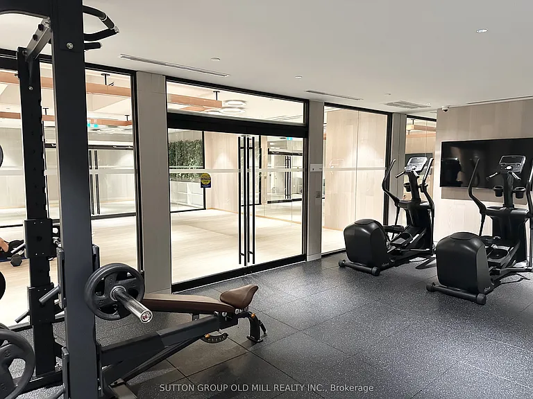 15 Richardson St #408 — Photo 30