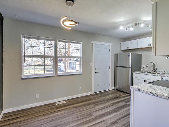 5th image of 3007 W Nebraska Ave