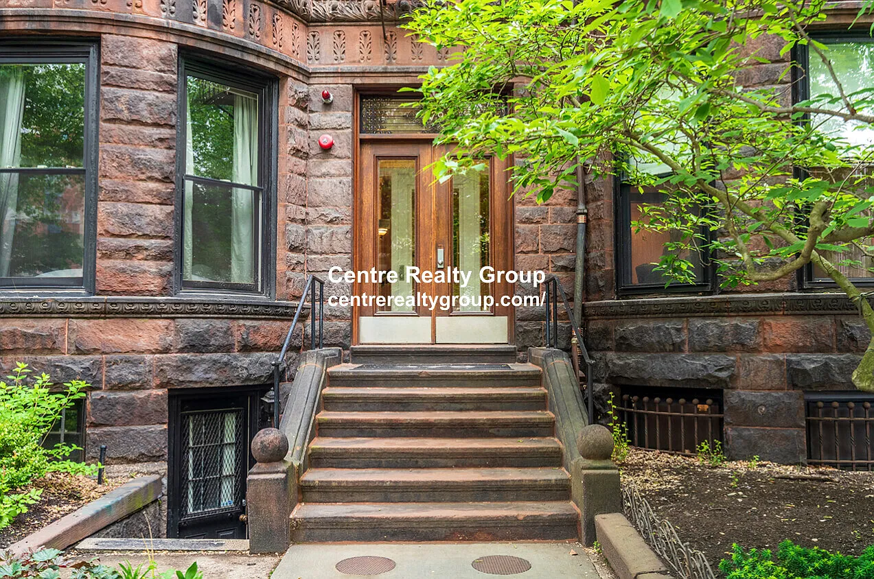 Studio, 1.0 bath, 350 sqft, $2,475 — Photo 2
