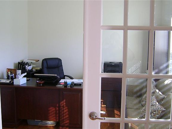 4th image of 4308 Fox Trotter Dr