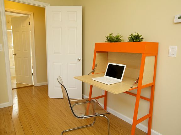 4th image of 166 Revey Ave APT 9