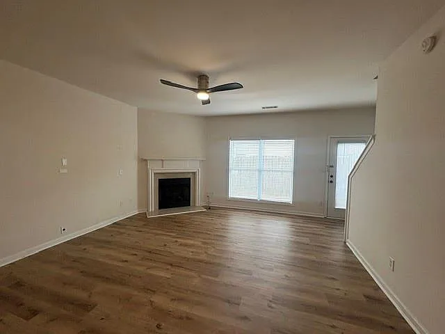 1941 Durwood Ln — Photo 10