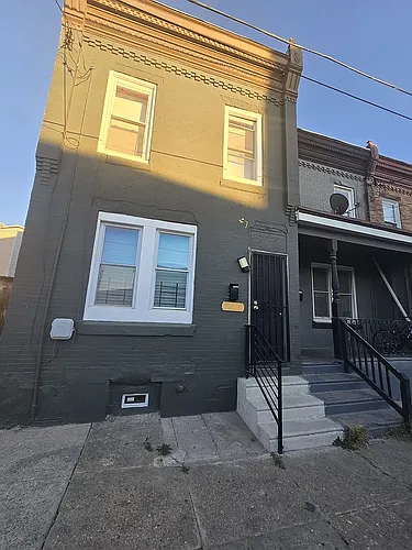 1325 N 49th St #B Photo 1