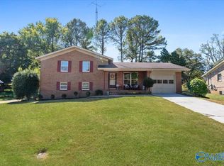 2905 Hester Ln NW, Huntsville, AL 35810