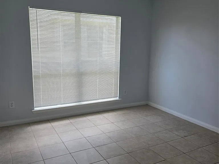 311 Burris Park Dr — Photo 10