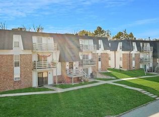 709 Dondee Dr APT 8, Manhattan, KS 66502