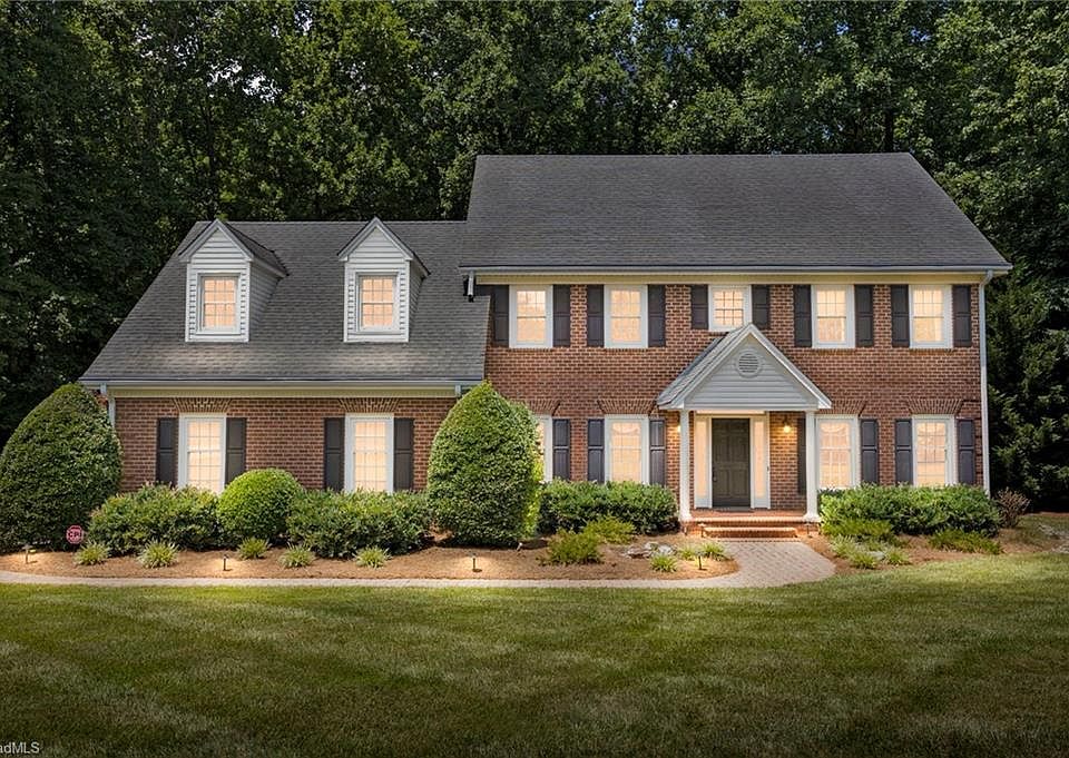 1st image of 4604 Hartsford Dr