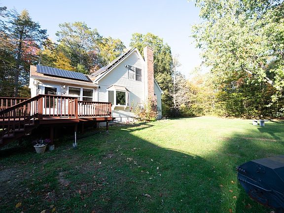 3rd image of 121 Bliss Hill Rd