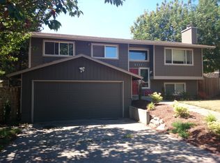 8111 30th Ave SW, Seattle, WA 98126