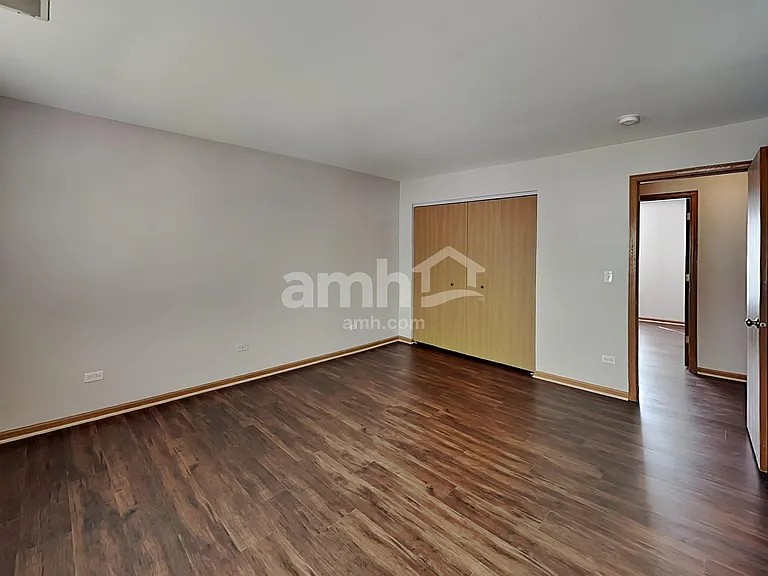 2415 Sisters Ct — Photo 12