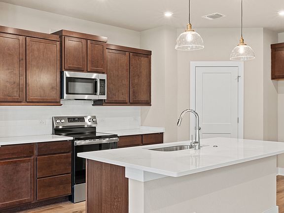 6th image of this home