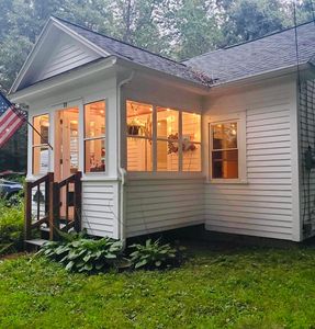 52 Log Plain Rd, Greenfield, MA, 01301