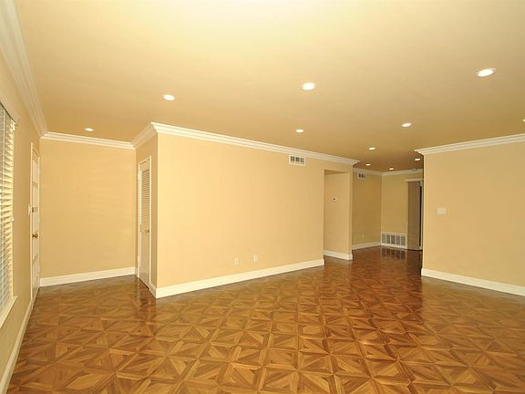 2nd image of 3761 N Fruit Ave #A