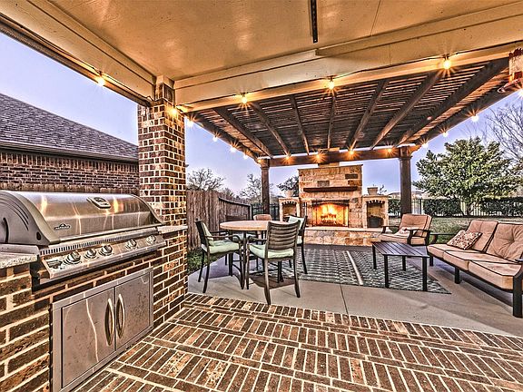 5th image of 4721 Isla Canela Ln