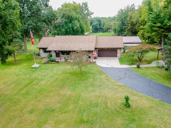 69881 S River Rd, White Pigeon, MI 49099