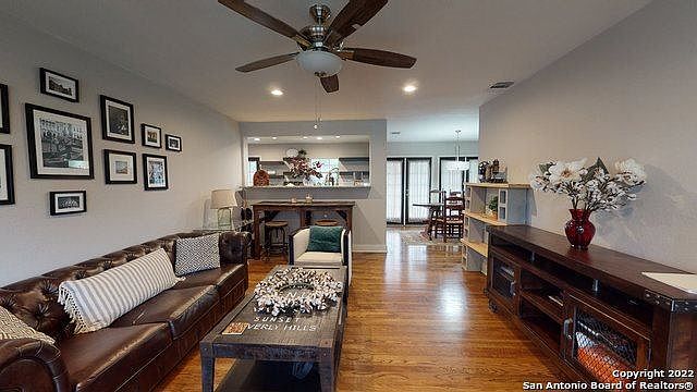 2nd image of 107 Coyle Pl