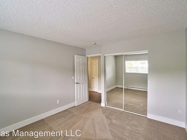 The Zimmer — Photo 13
