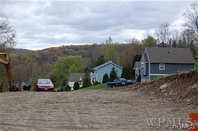 1st image of 24 Pierce St