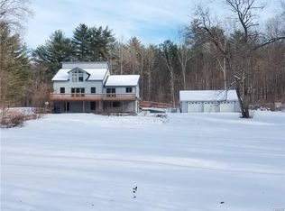 343 Salmon Creek Rd, Lansing, NY 14882