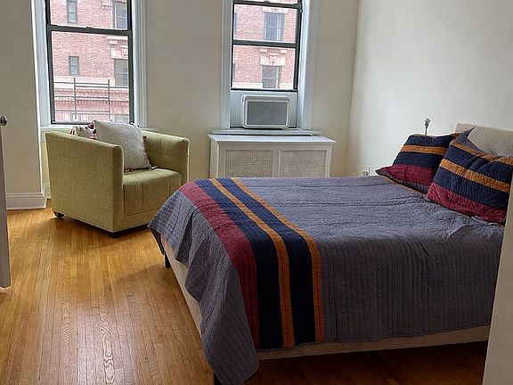 5th image of 401 Amsterdam Ave #5C