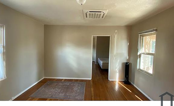 3rd image of 1529 Dennison Rd SW #3