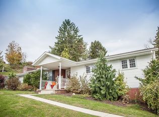 170 Summit Dr, Rostraver Township, PA