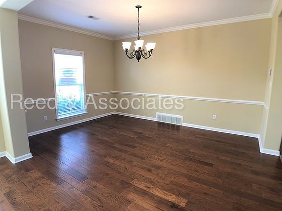 3rd image of 3218 Forest Bend Dr