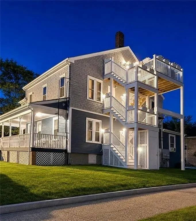 2 bed, 1.0 bath, 1036 sqft, $4,300 — Photo 2