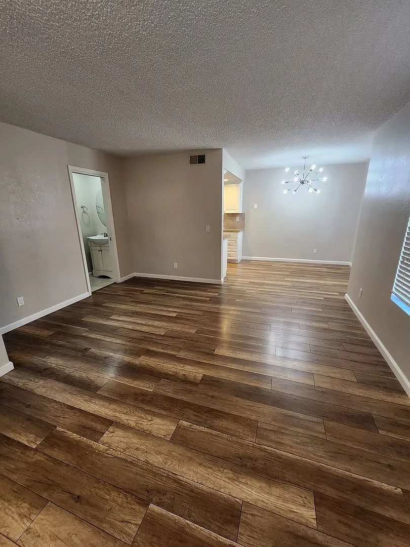 Royal Homes Two Story Condo Designer Quality — Photo 4