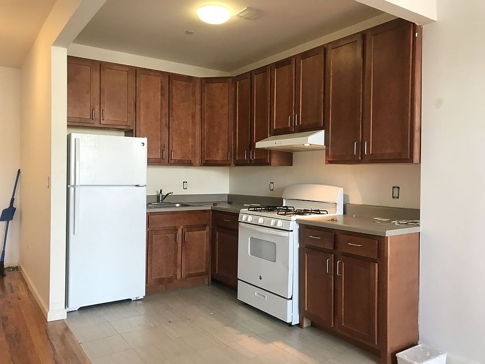 2nd image of 9306 Shore Front Pkwy APT 3A