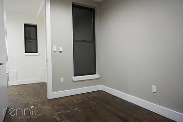 Rented by Rennit Inc.