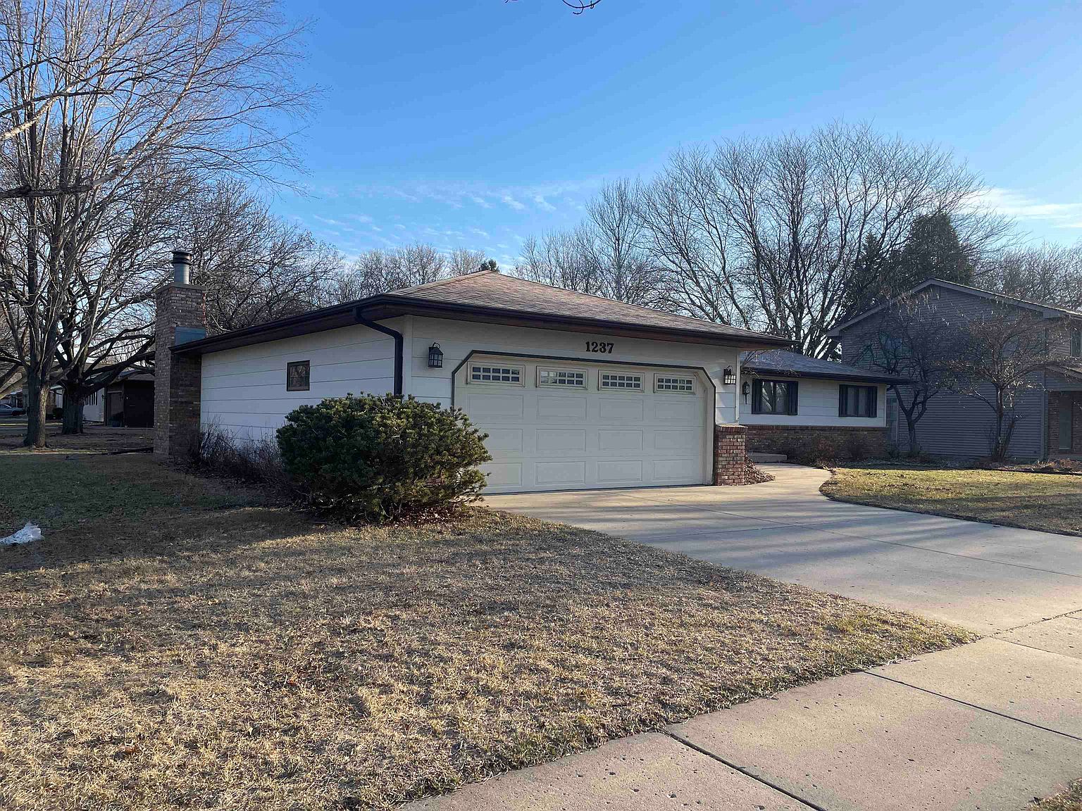 1237 W 11th St, Spencer, IA 51301 Zillow