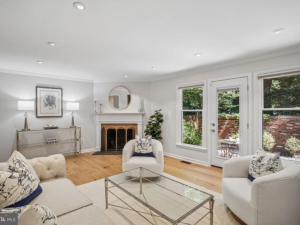 1st image of 7337 Lewinsville Park Ct